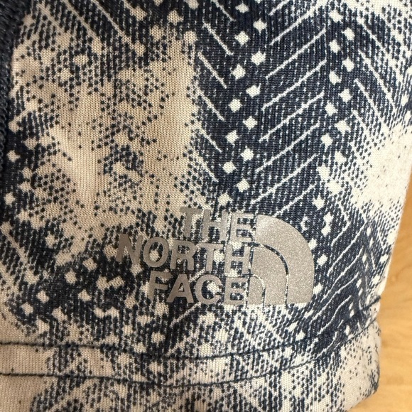 The North Face Top Womens Med Blue White Geometric Cloud Flash Dry Active Hike - Picture 2 of 4